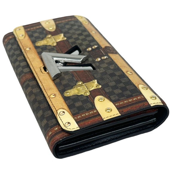 Louis Vuitton Transformed Damier Portefeuille Twist Trompe l'oeil Flap Wallet - Picture 13 of 13